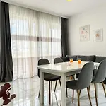 Apartmán Seaview Whisper C72 *